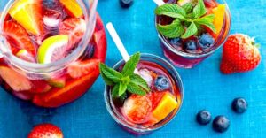 Read more about the article 10 Cool Foods to Beat the Heat the Summer