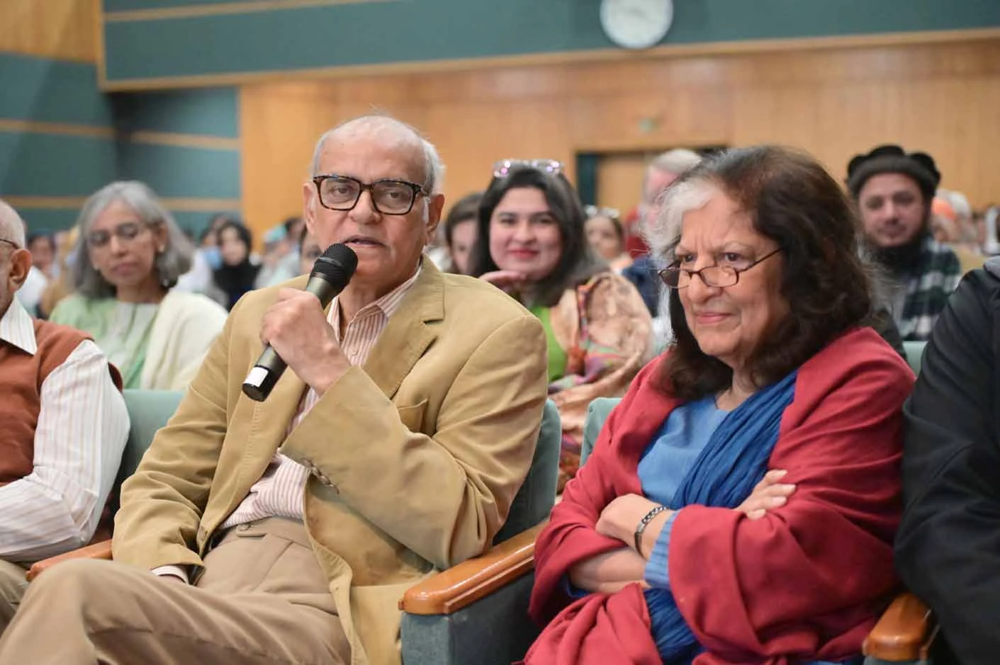 Read more about the article Warp and Woof: CBEC SIUT Conference Explores Human Morality