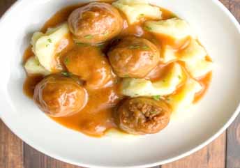 Soft meatballs with creamy mashed potato — a hearty, braces-friendly dish perfect for pairing with soup.