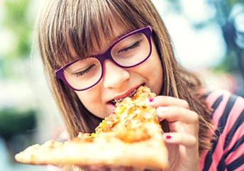 Read more about the article Can You Eat Meat With Braces? Safe Choices & What to Skip