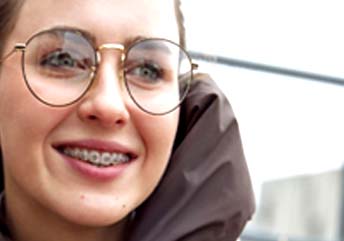 Read more about the article Can You Really Eat Steak With Braces?